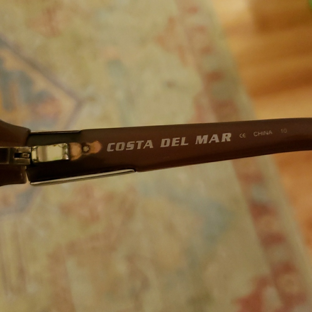 Costa Del Mar Sunglasses - Picture 2 of 4